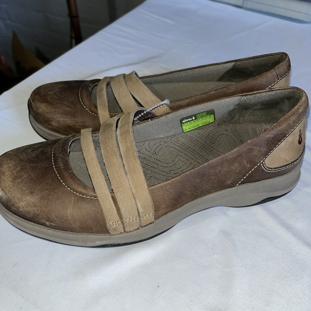 AHNU Women's Size 7 US Merritt Brown Leather 3-Strap Mary Jane Flats Skimmer
